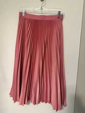 H&M Pastel Pink Pleated Skirt